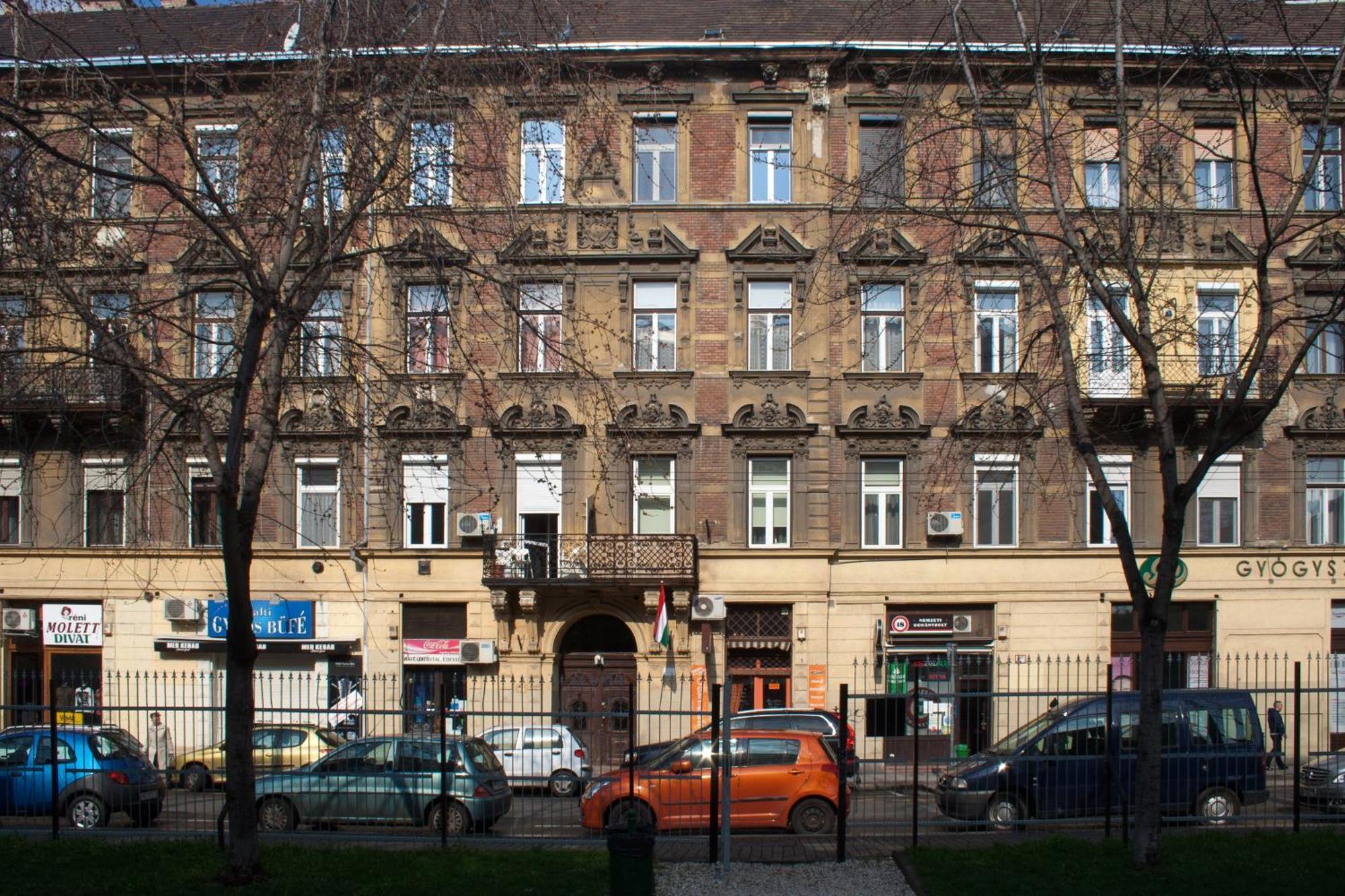 Michael Apartment With 2 Rooms Near Gozsdu Udvar ブダペスト エクステリア 写真