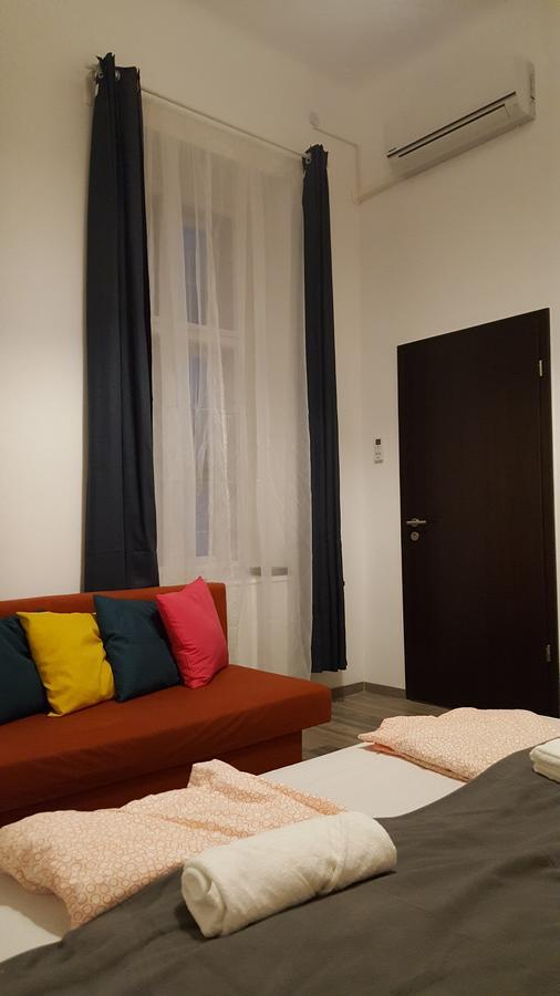 Michael Apartment With 2 Rooms Near Gozsdu Udvar ブダペスト エクステリア 写真