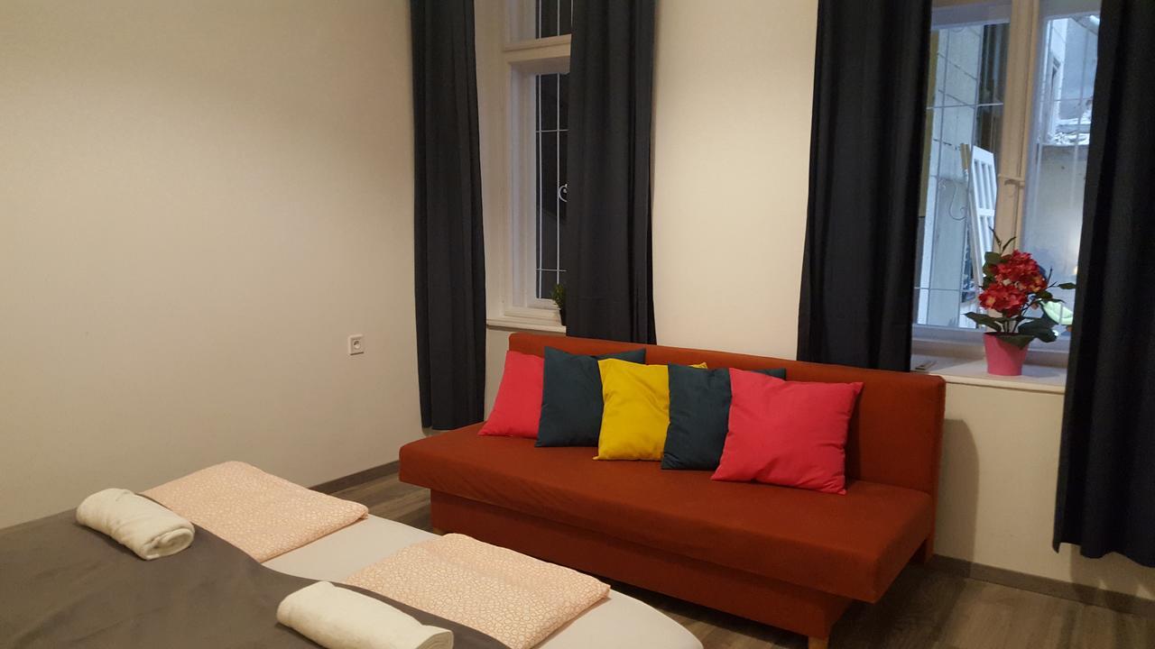 Michael Apartment With 2 Rooms Near Gozsdu Udvar ブダペスト エクステリア 写真